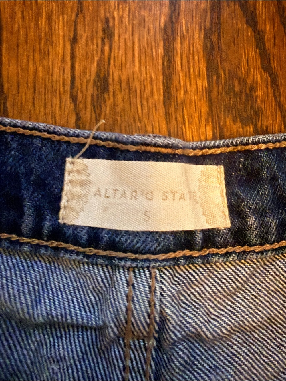 Altar’d State distressed Jean shorts. Size small. - Picture 2 of 3
